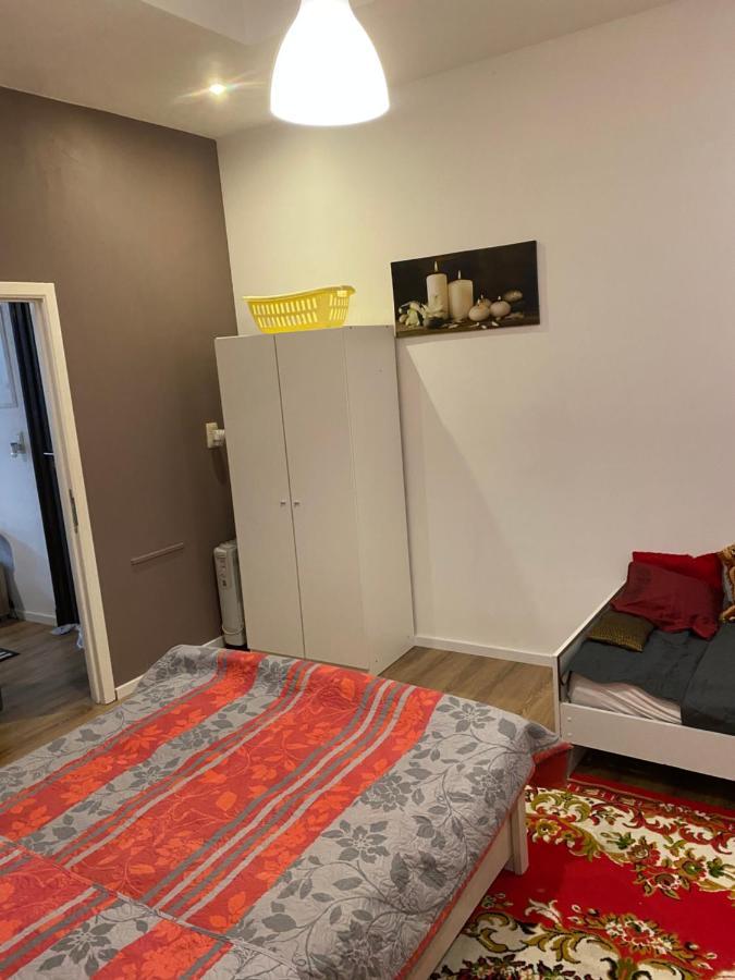 Superbe Appartement Charleroi Zewnętrze zdjęcie